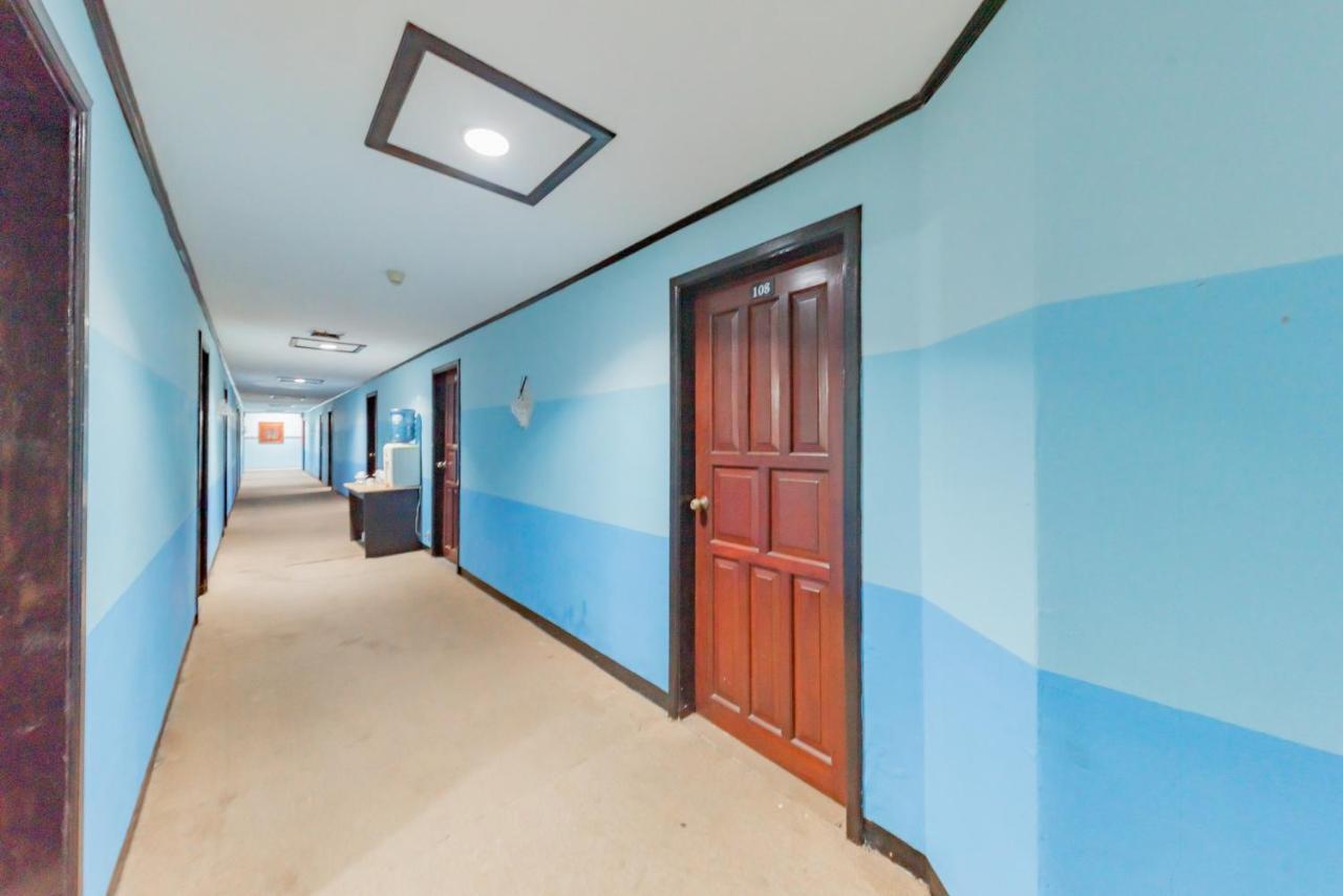 Reddoorz Near Plaza Balikpapan 호텔 외부 사진