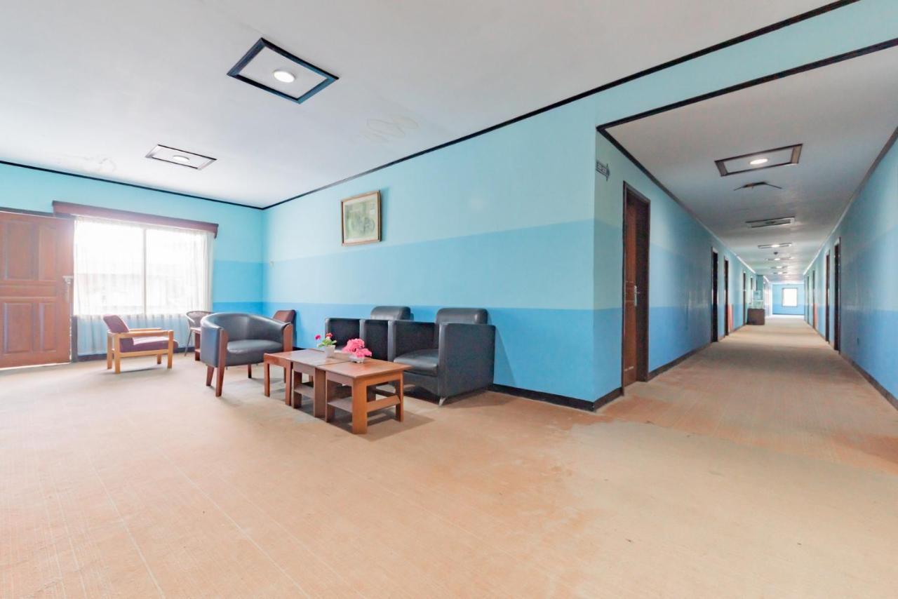 Reddoorz Near Plaza Balikpapan 호텔 외부 사진