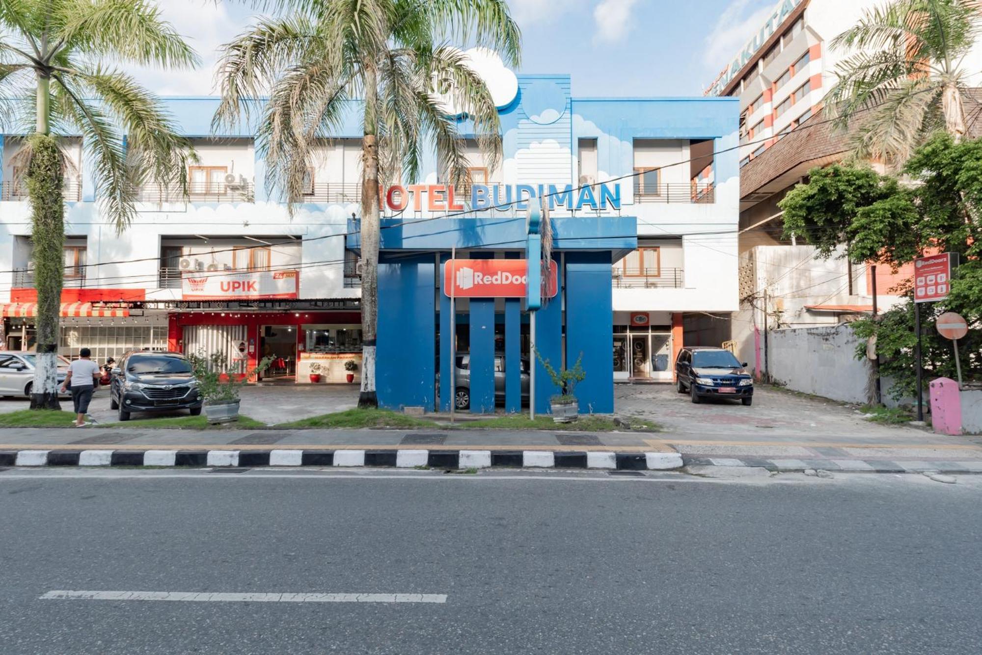 Reddoorz Near Plaza Balikpapan 호텔 외부 사진